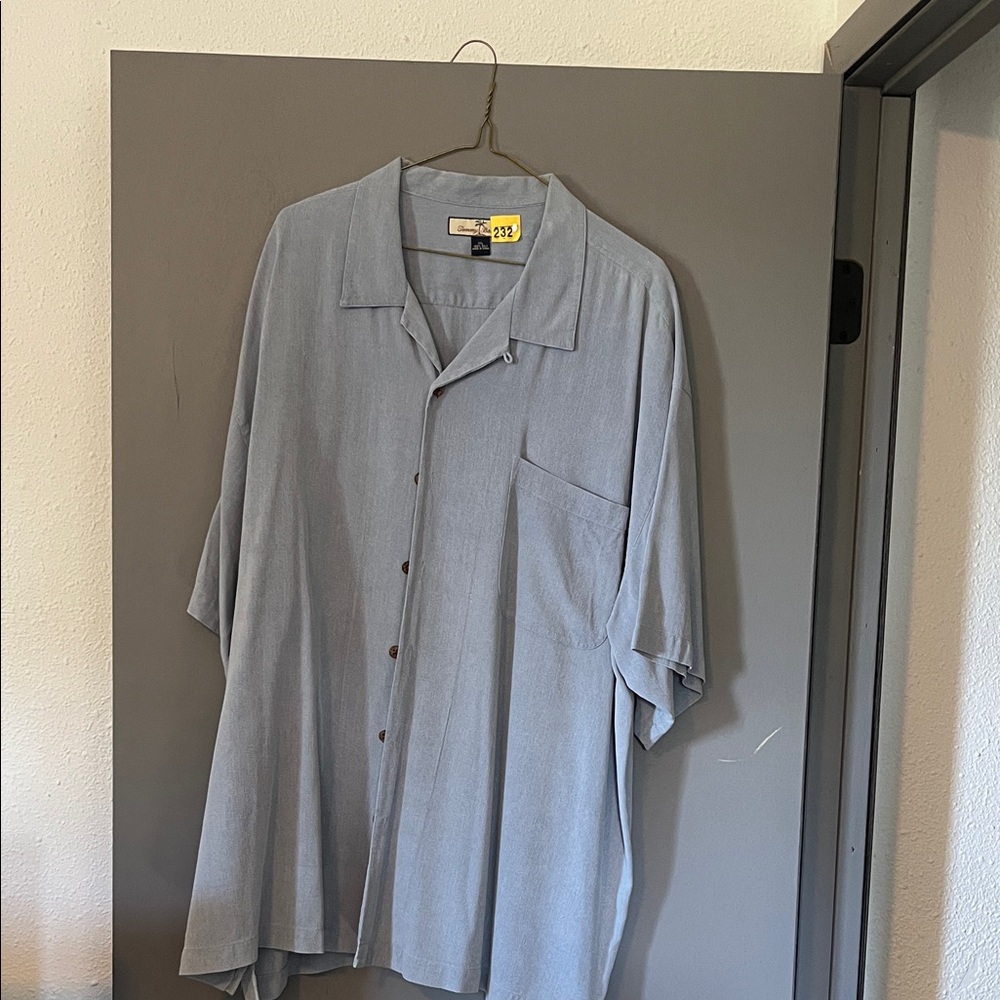 Tommy Bahama Light Blue Casual Button Down Shirt